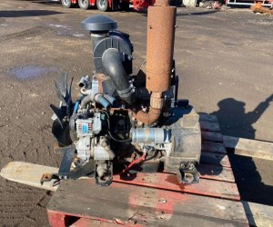 Isuzu_engine_2.jpg